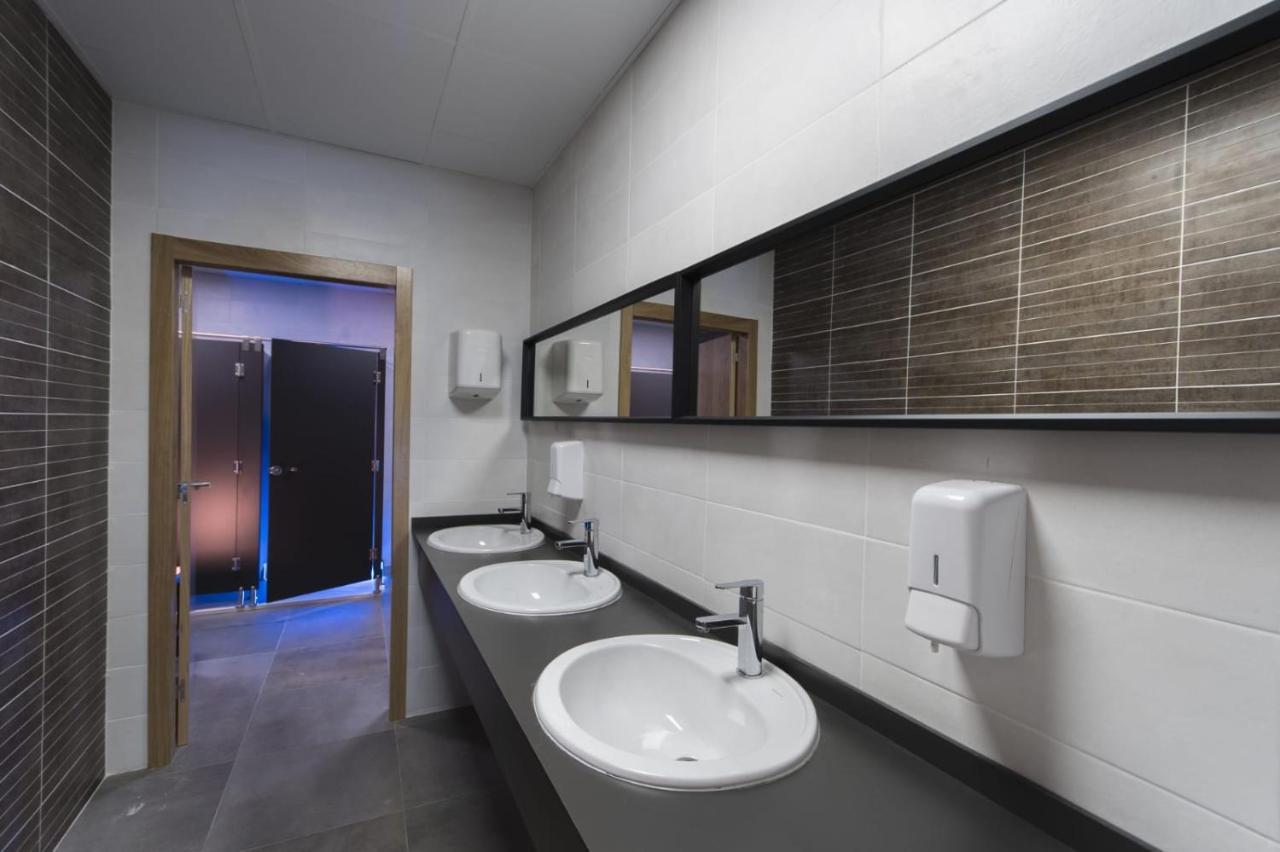 Albergue Gbc Hostel Понтеведра Экстерьер фото