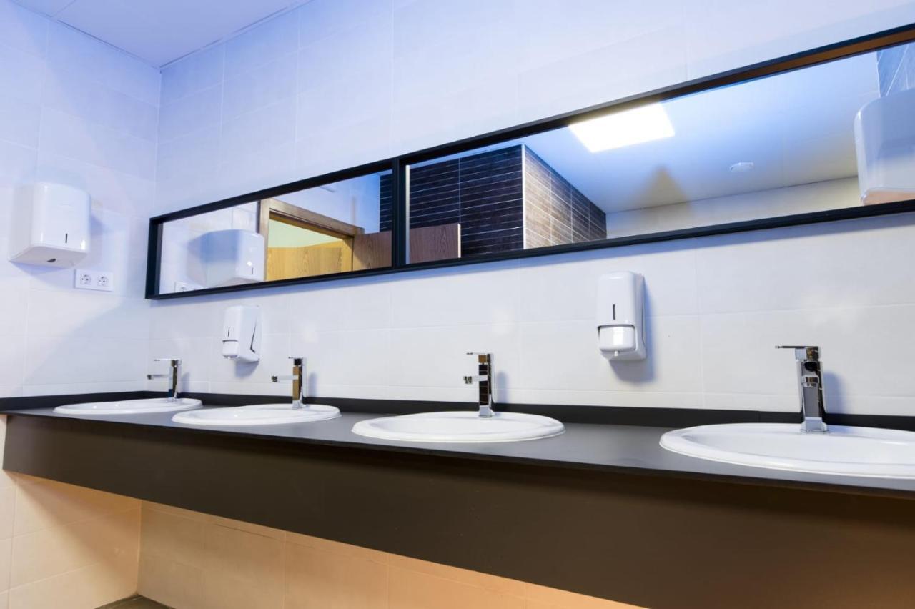 Albergue Gbc Hostel Понтеведра Экстерьер фото