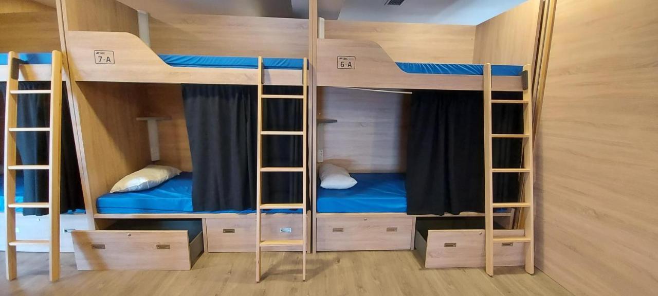 Albergue Gbc Hostel Понтеведра Экстерьер фото