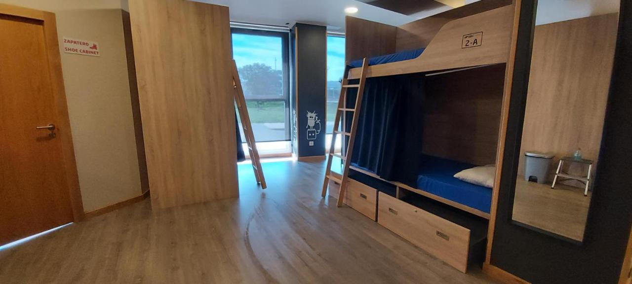 Albergue Gbc Hostel Понтеведра Экстерьер фото