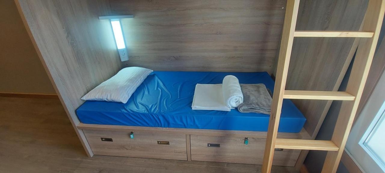Albergue Gbc Hostel Понтеведра Экстерьер фото
